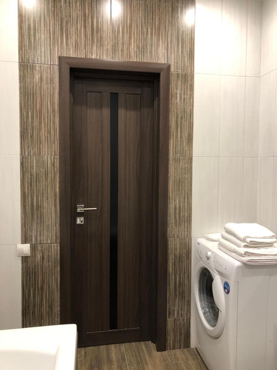 Lux Apart Torfyana Lviv Buitenkant foto