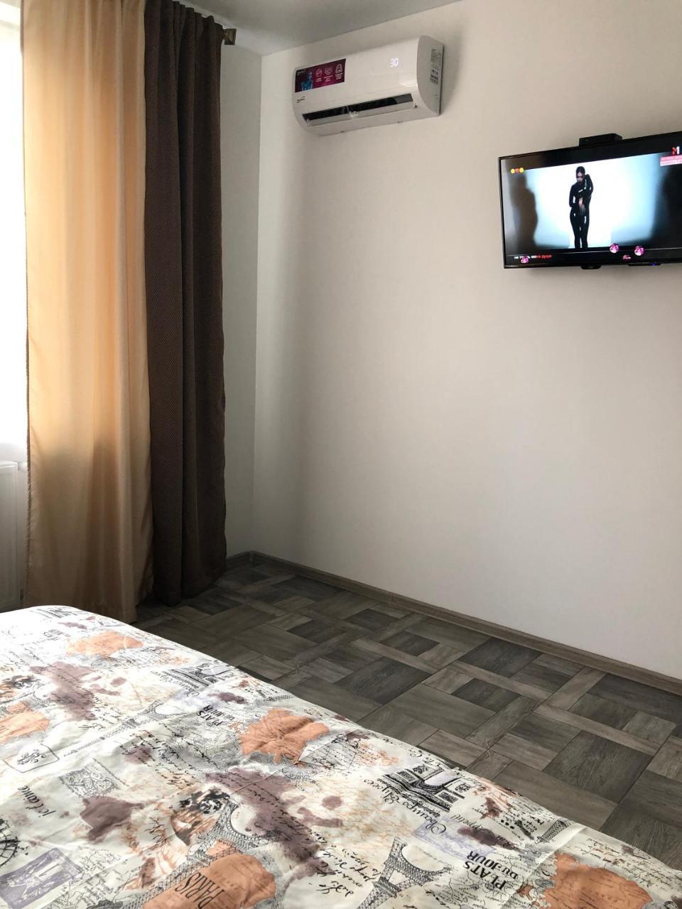 Lux Apart Torfyana Lviv Buitenkant foto